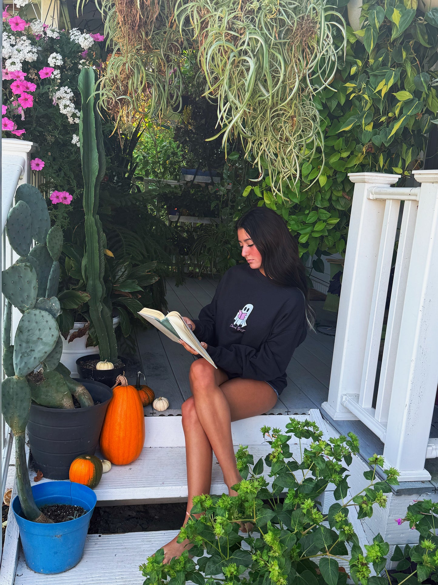 Ghostly Reading Crewneck
